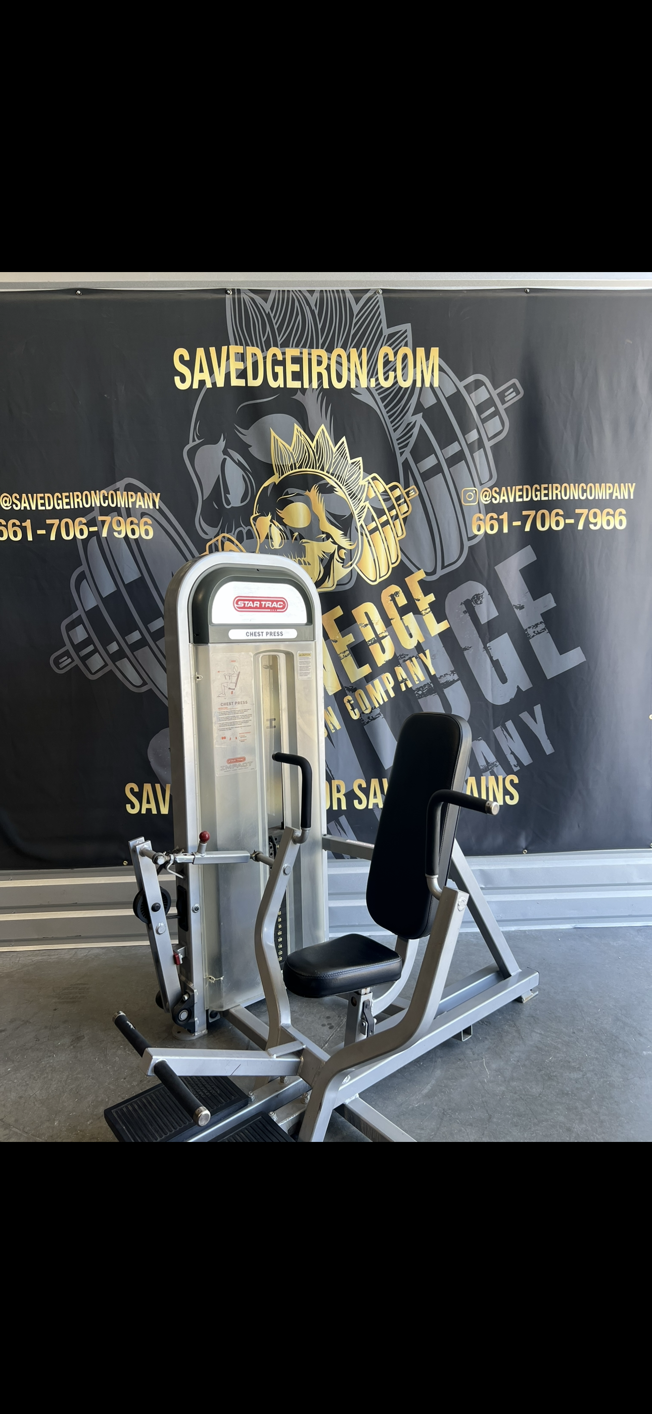 Star Trac Impact Chest Press