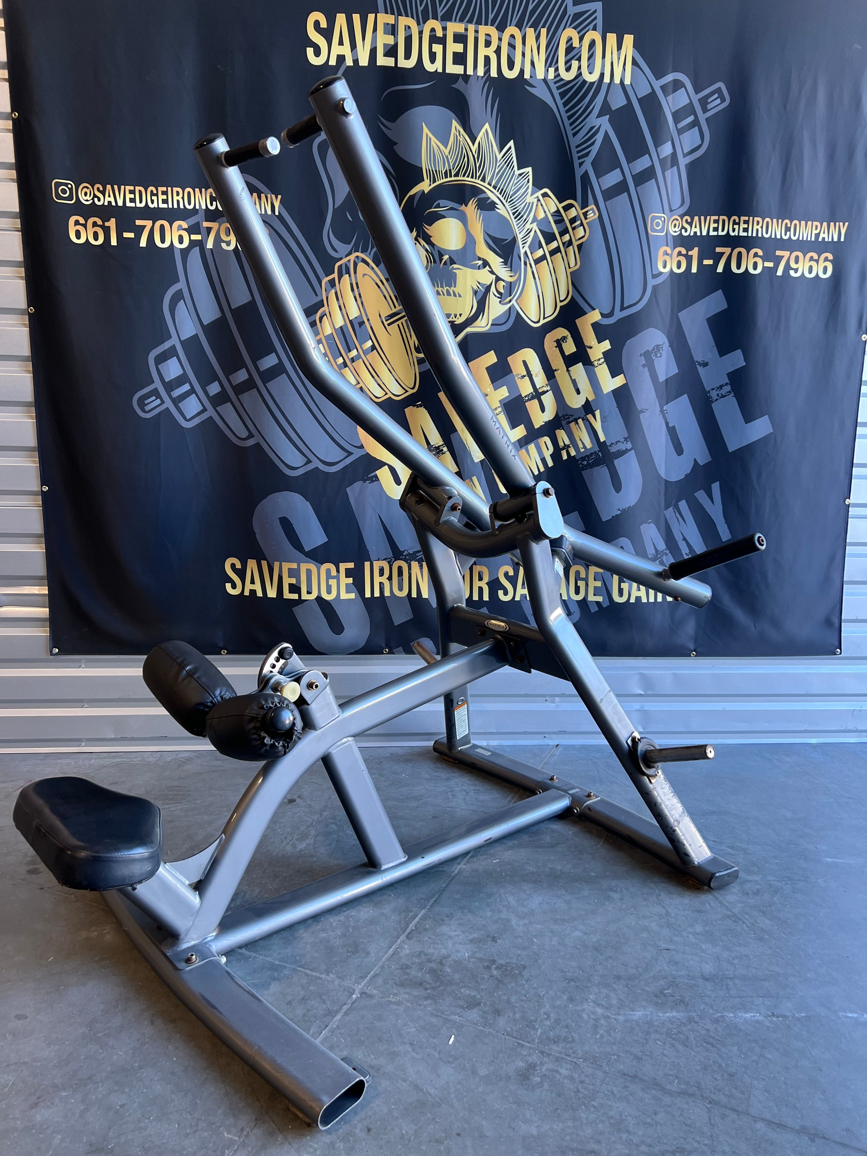 Matrix Plate Loaded Lat Pull Down