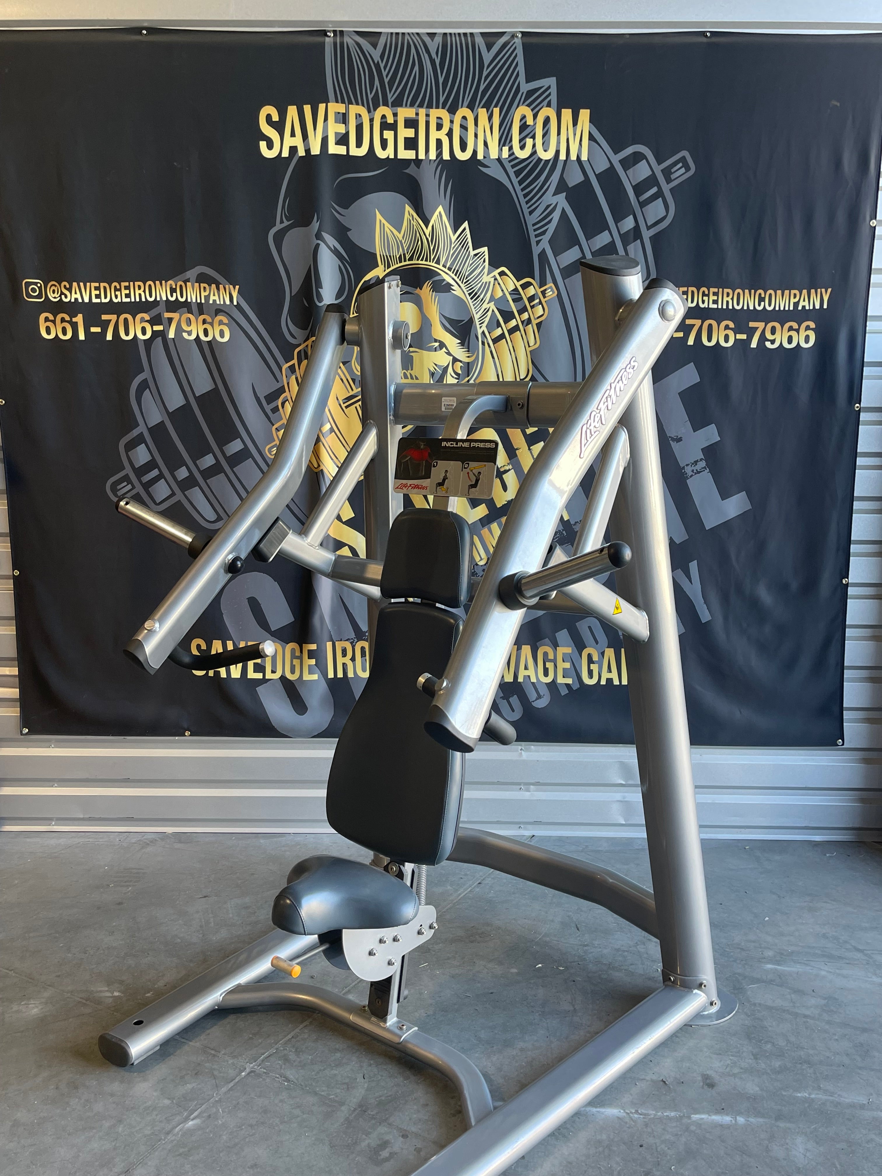 Life Fitness Signature Plate Loaded Incline Press