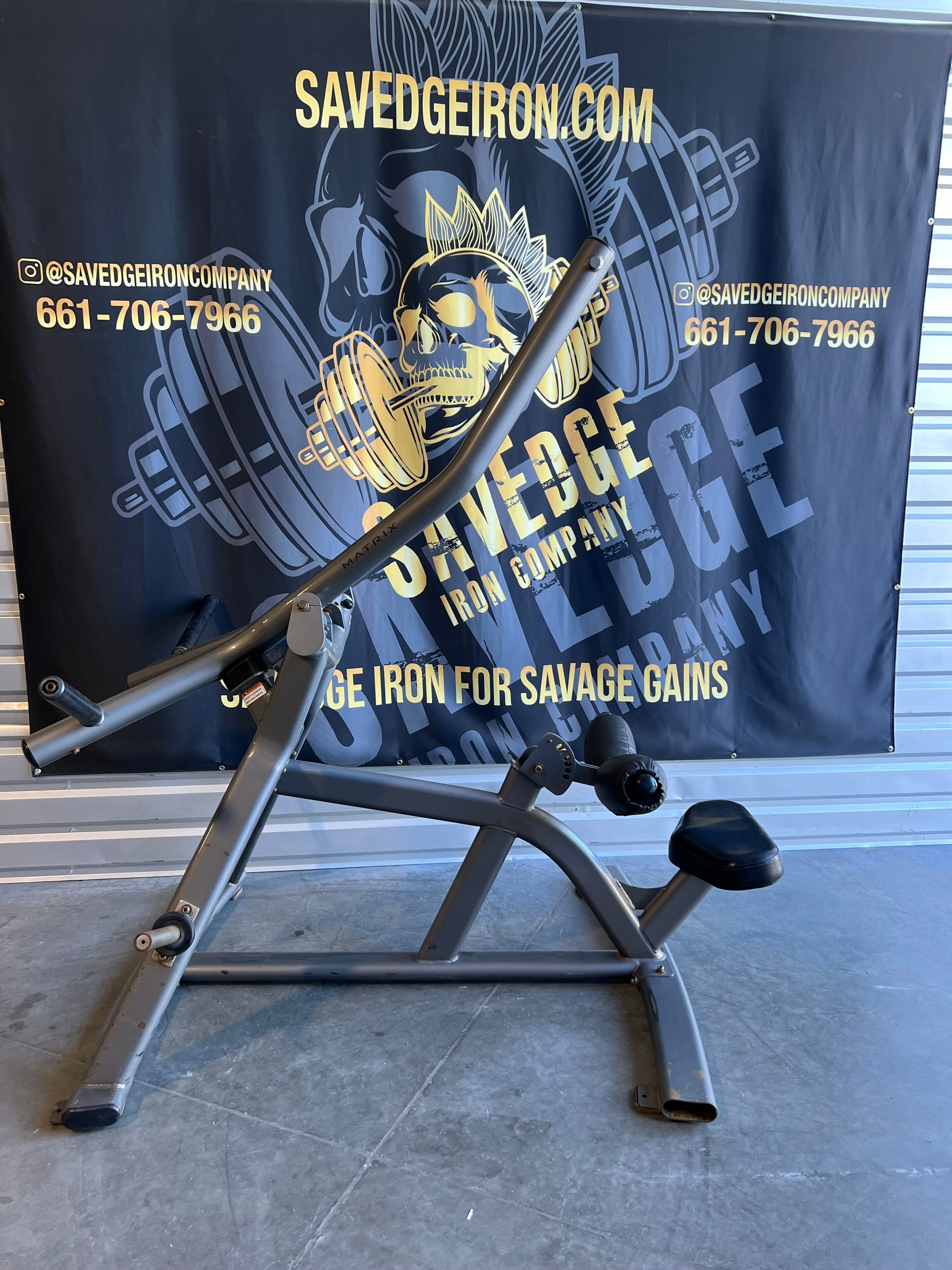 Matrix Plate Loaded Lat Pull Down