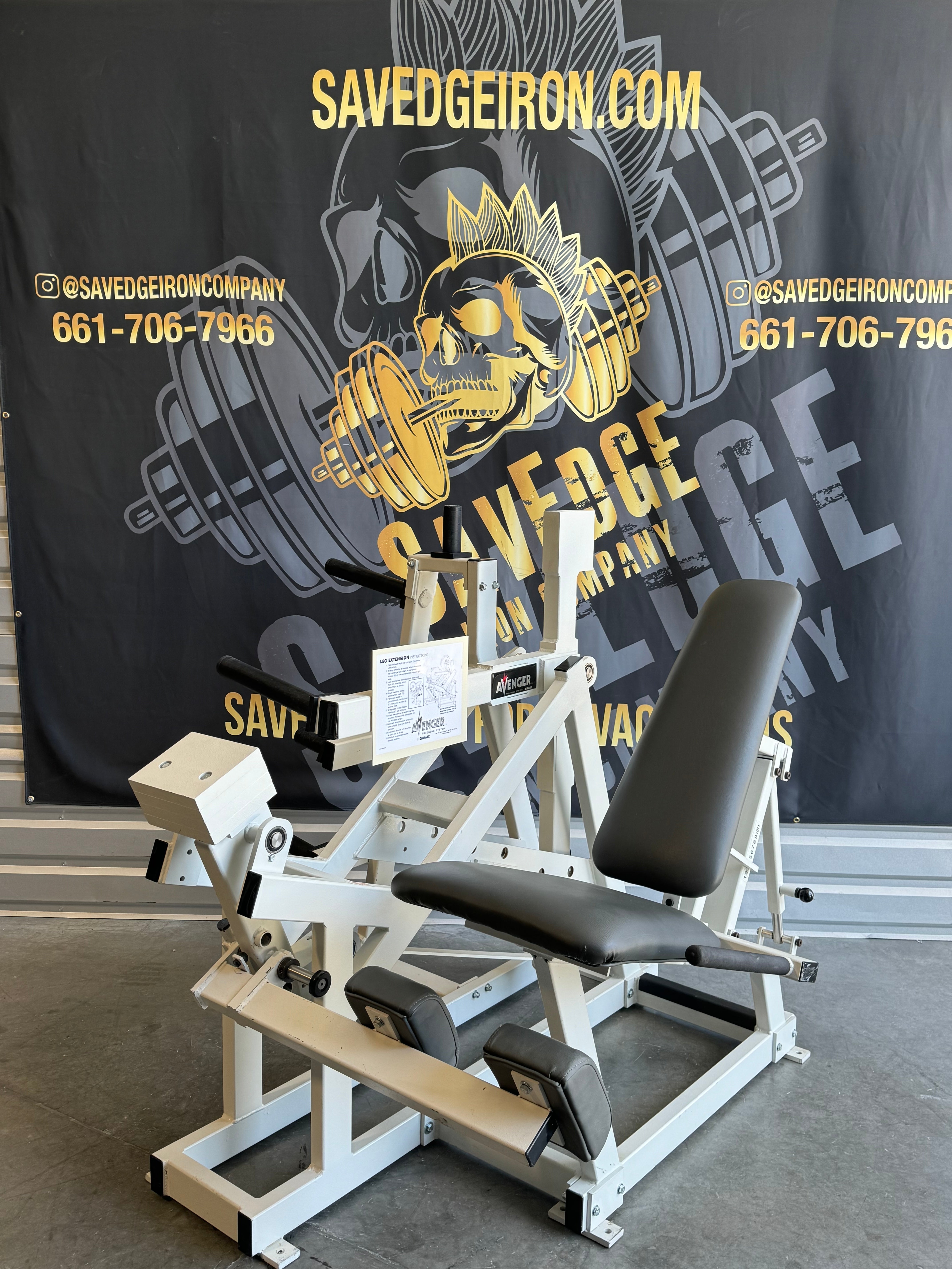 MedX Avenger Plate Loaded Leg Extension