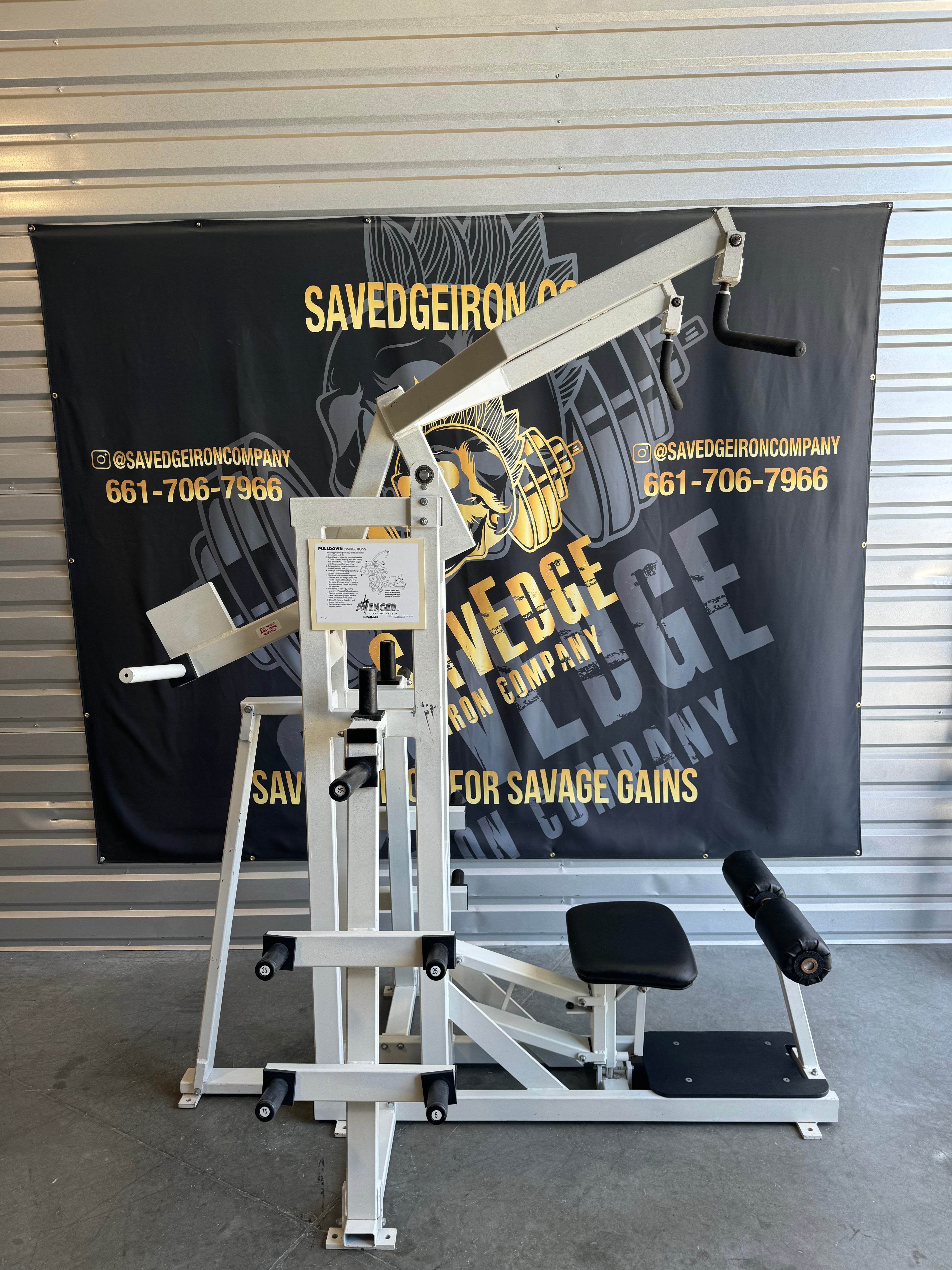 MedX Avenger Plate Loaded Lat Pulldown