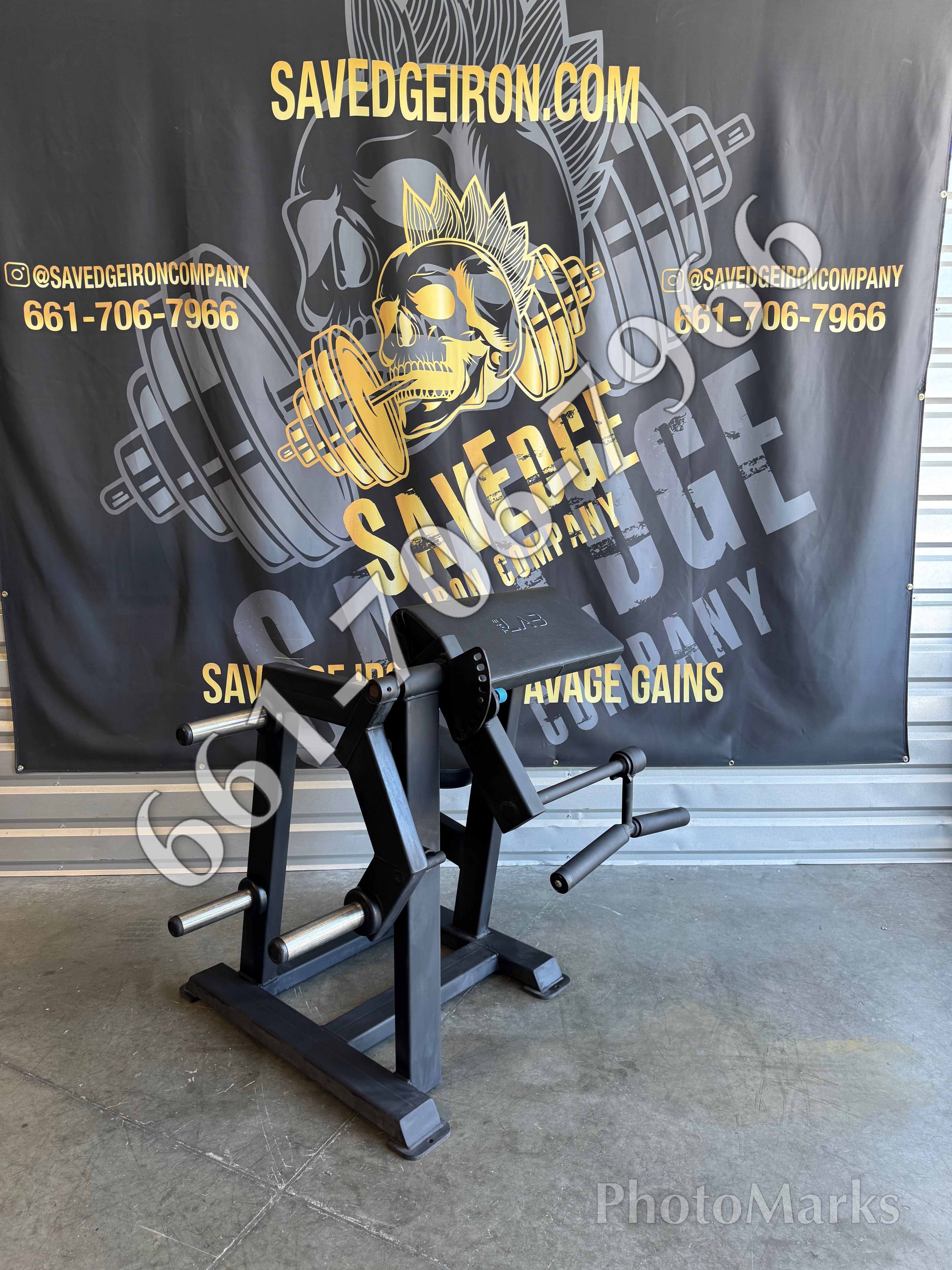 Watson Plate Loaded Bicep Curl