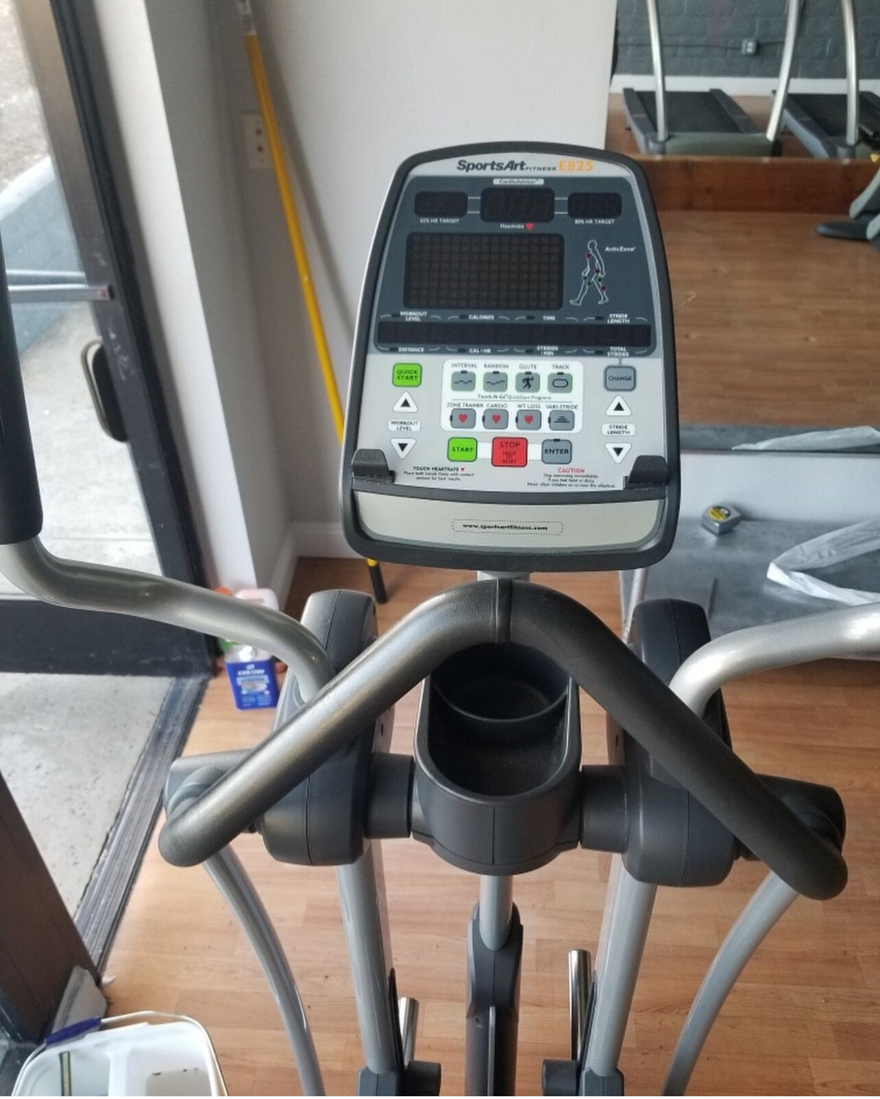 Cardio Sportsart E835 Elliptical SportsArt E873 Elliptical Cardio
