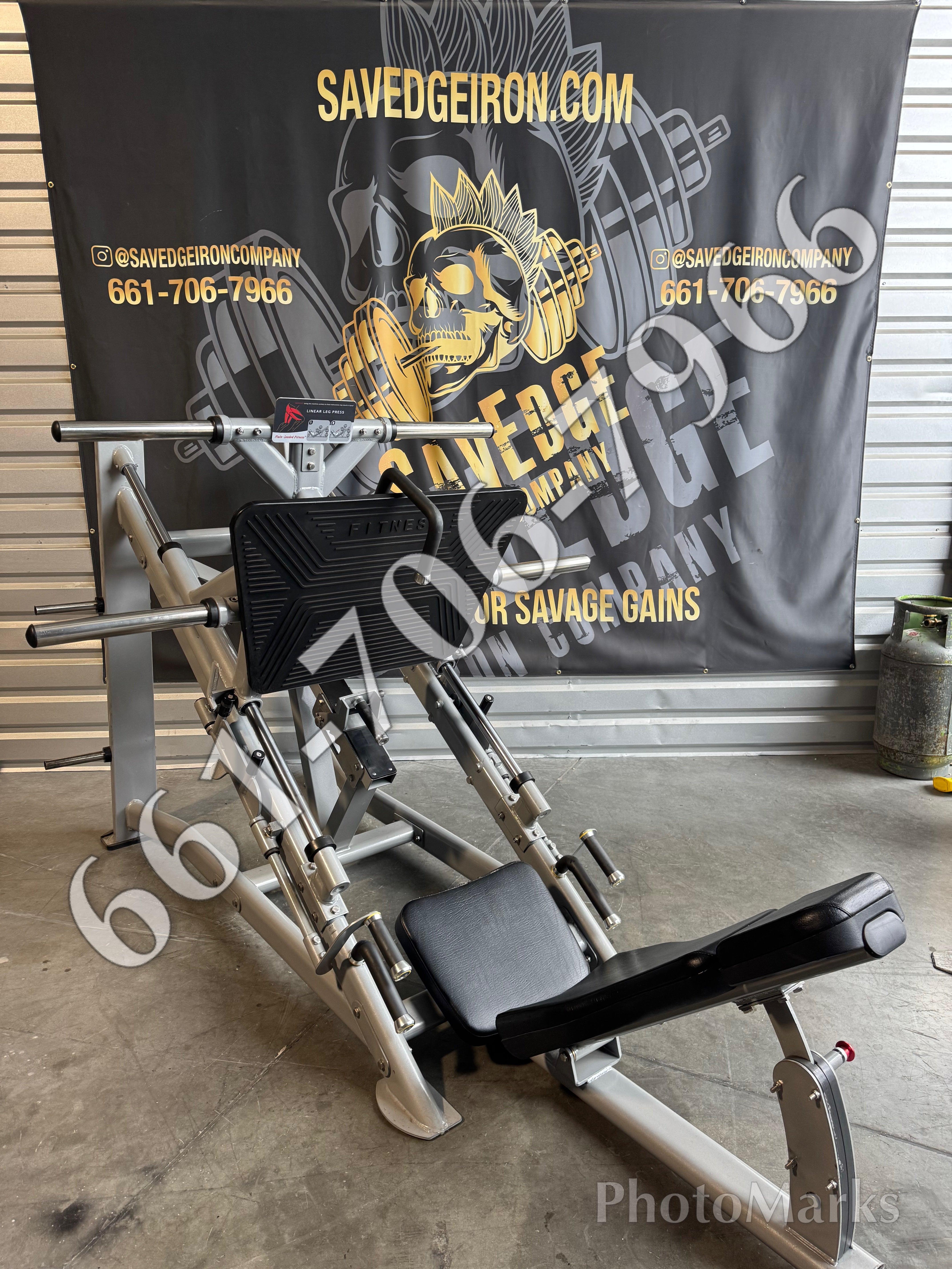Plate Loaded Linear Leg Press