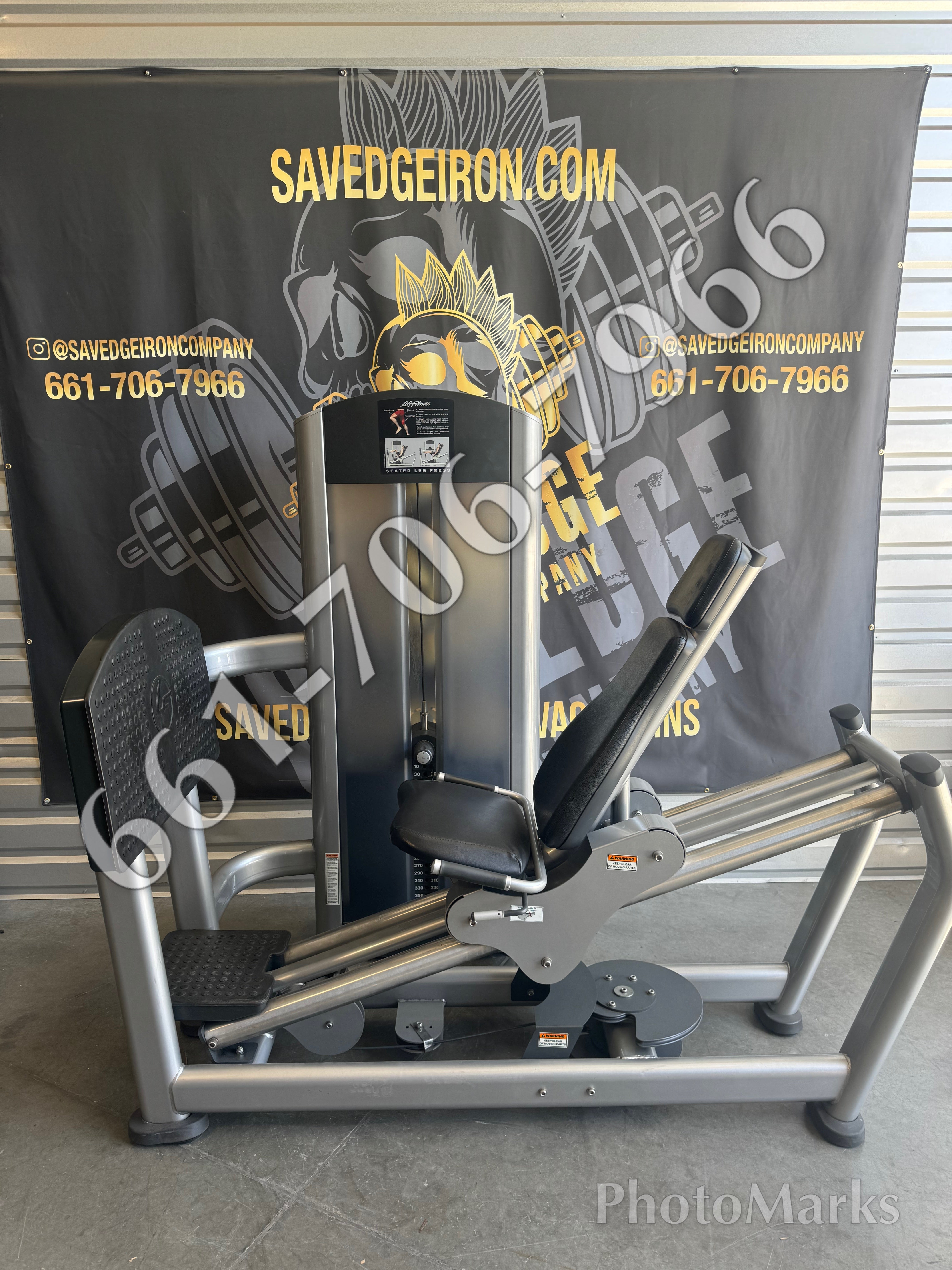 Life Fitness Signature Seated Leg Press