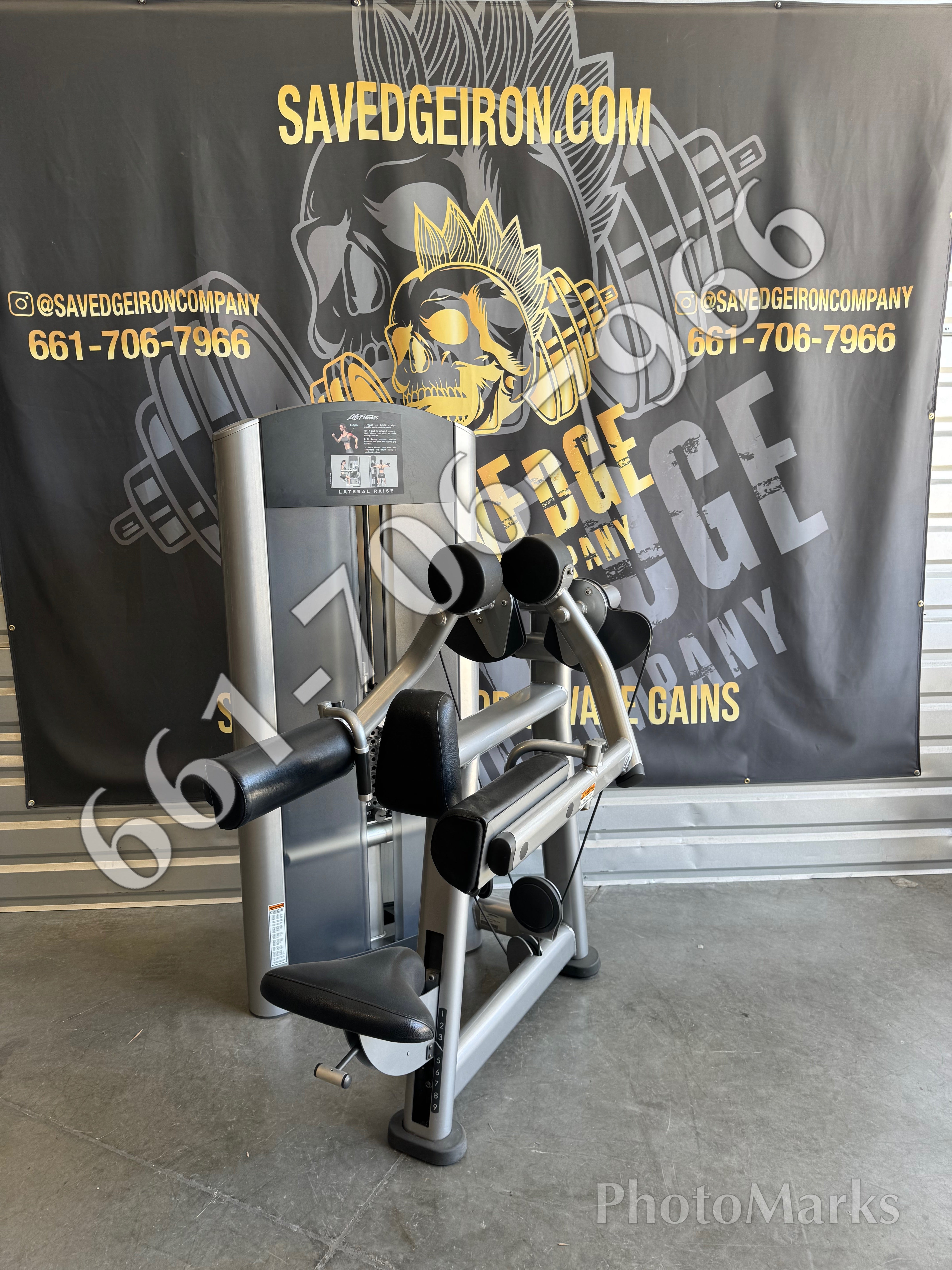 Life Fitness Signature Lateral Raise