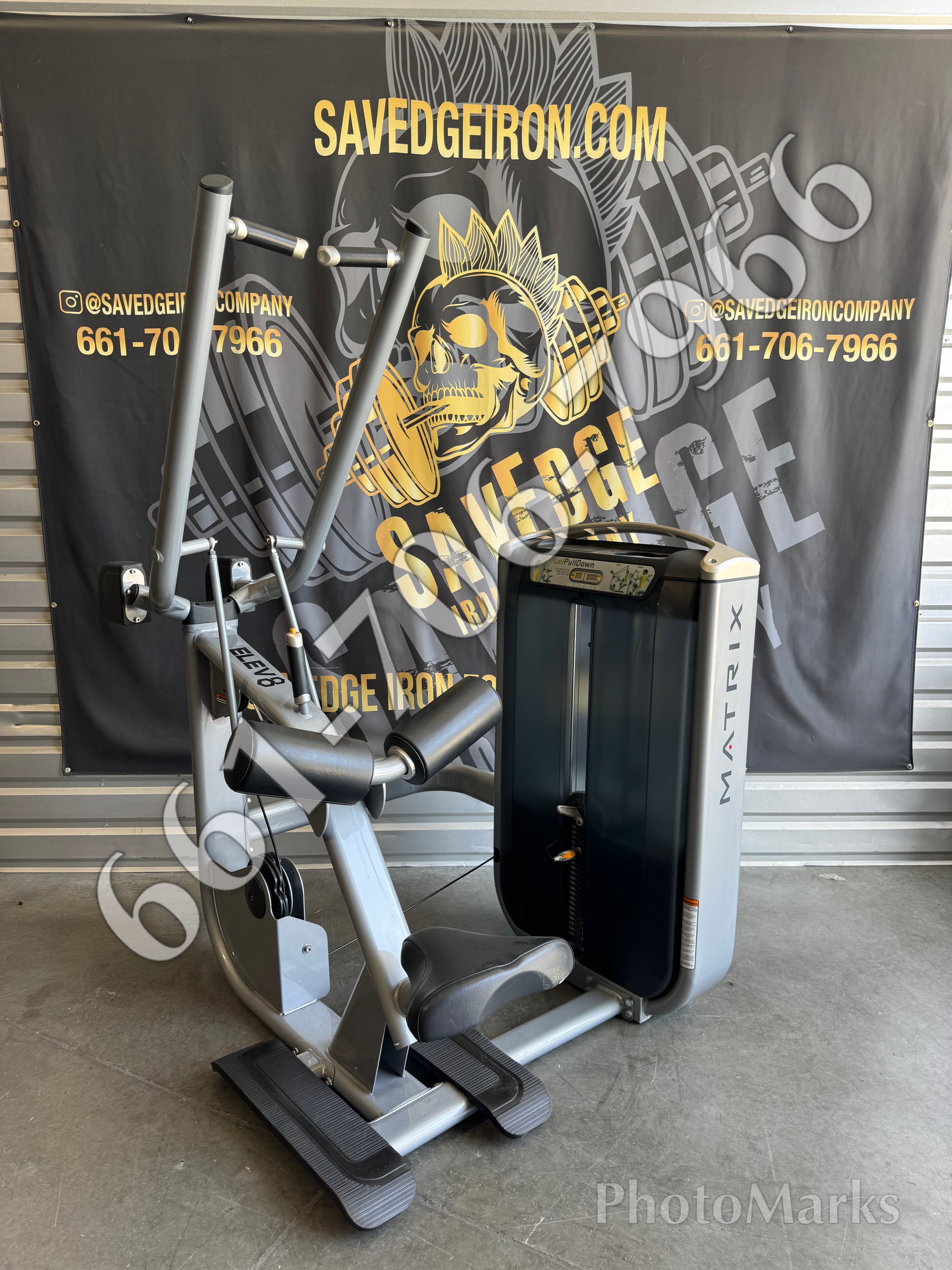 Matrix Lat Pulldown